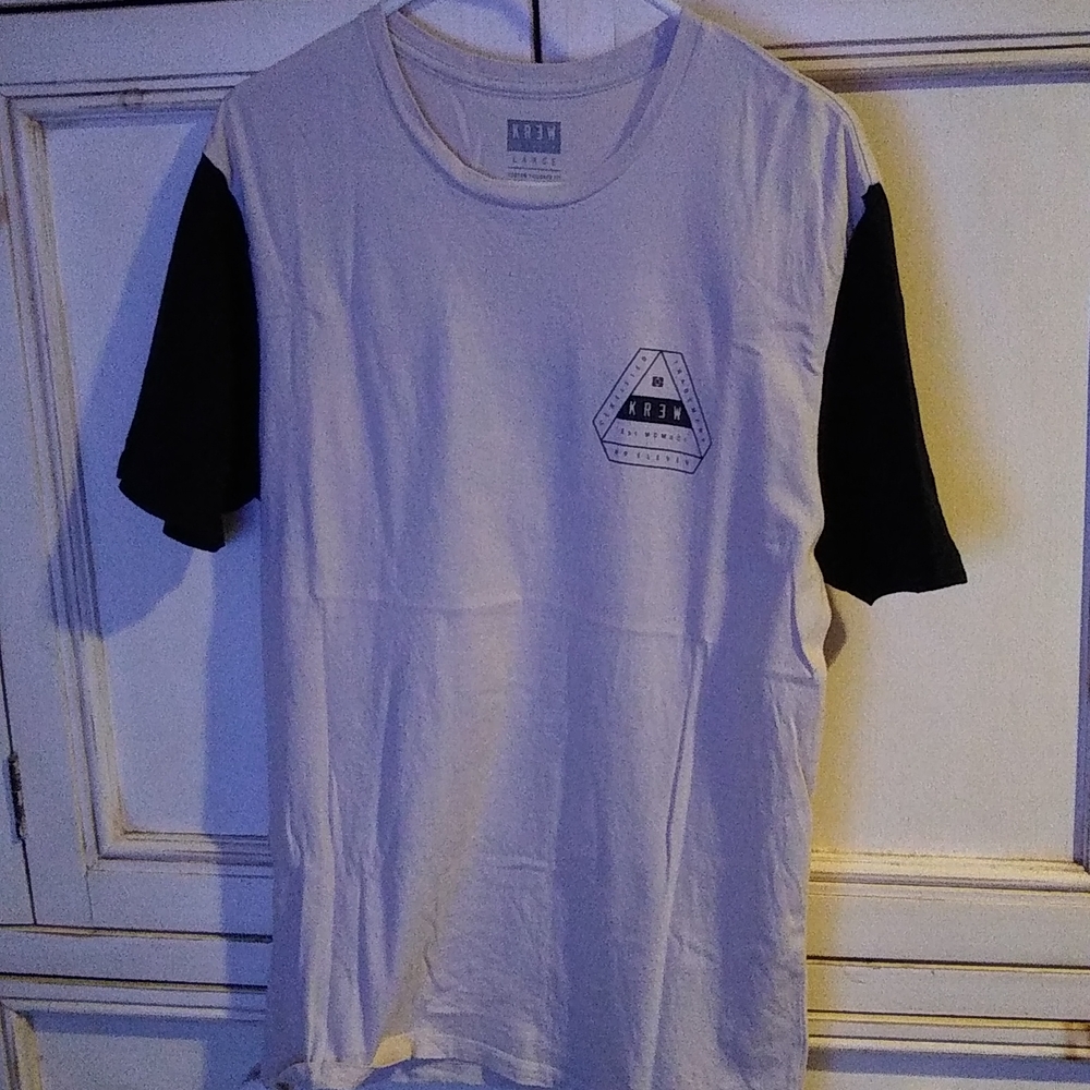 🛹 Krew Premium T-shirt